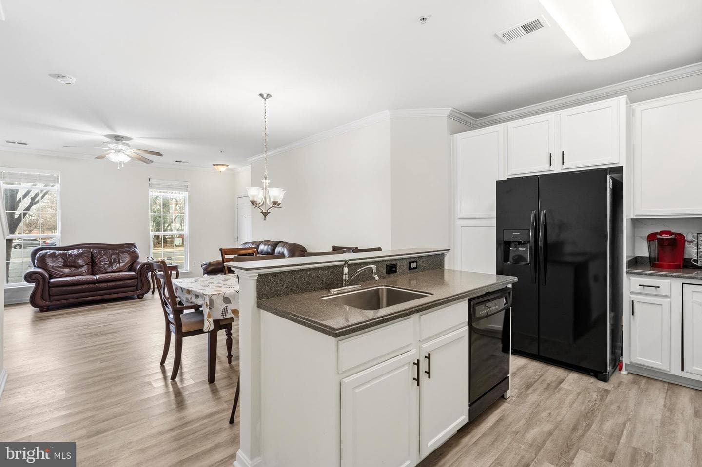 9557 Center Street photo 6
