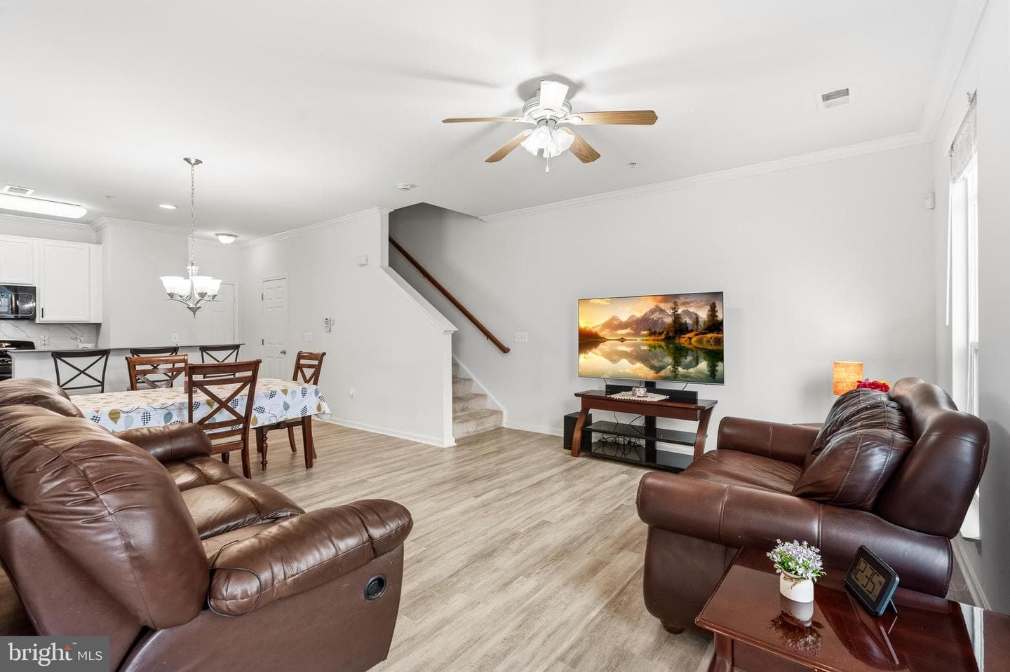 9557 Center Street photo 8