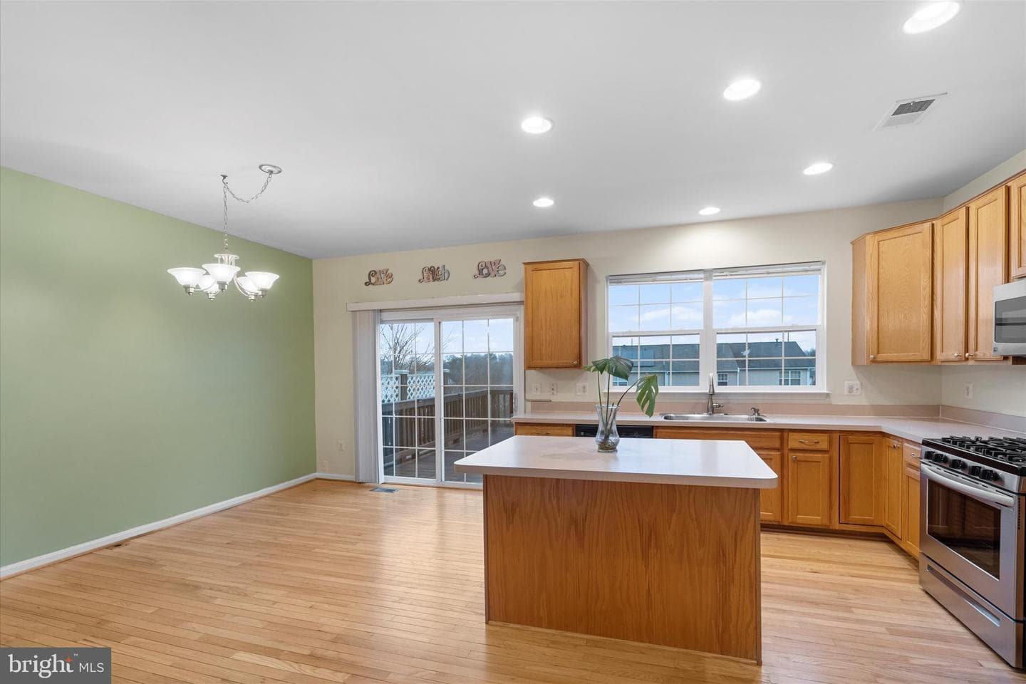 9222 Acer Lane photo 12