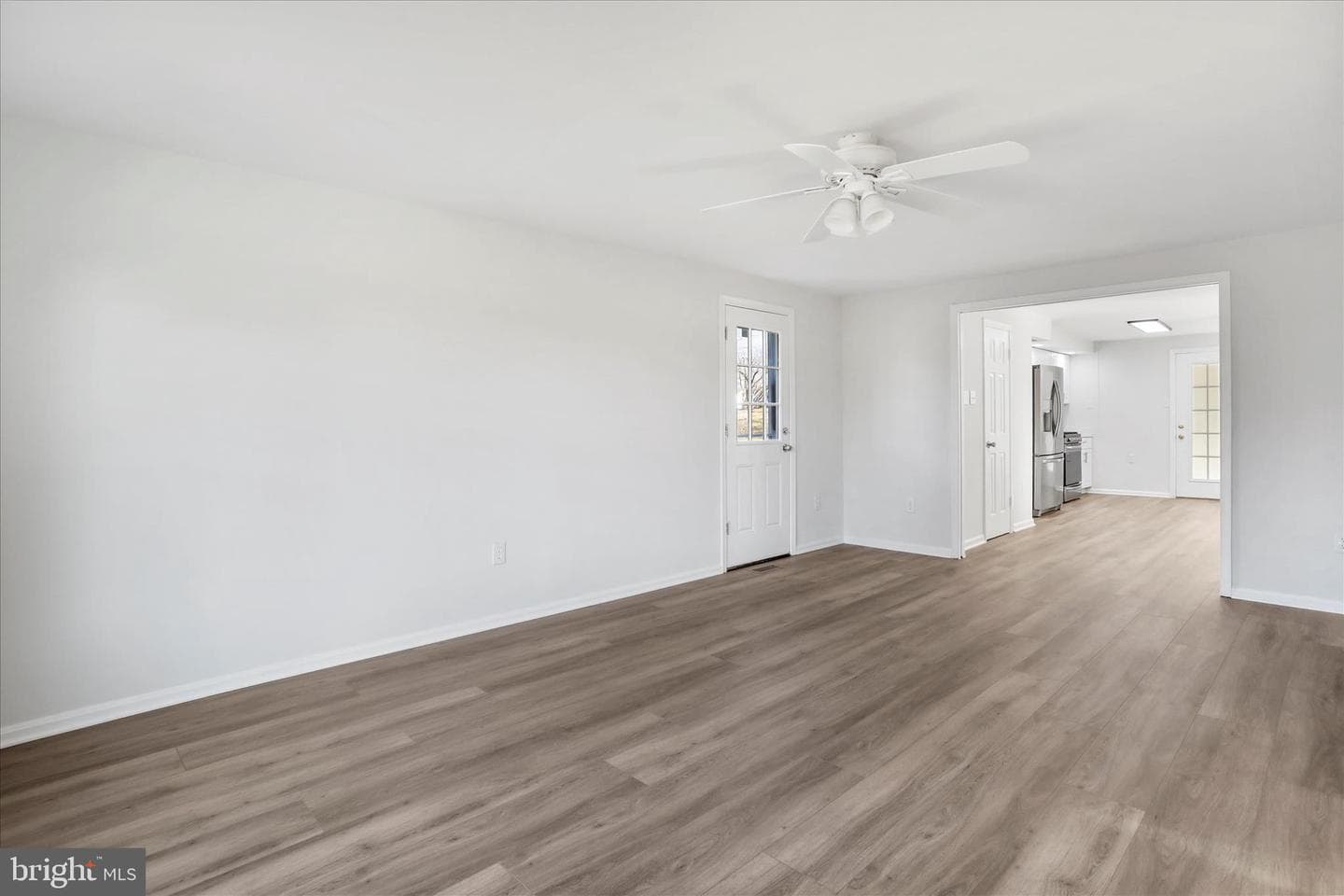 9653 Old Wellington Road photo 3