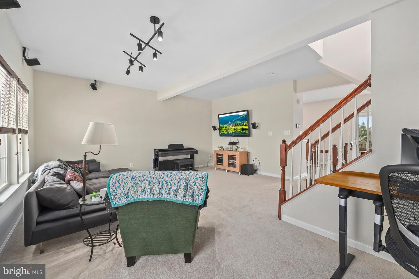 10260 Whitworth Lane photo 11