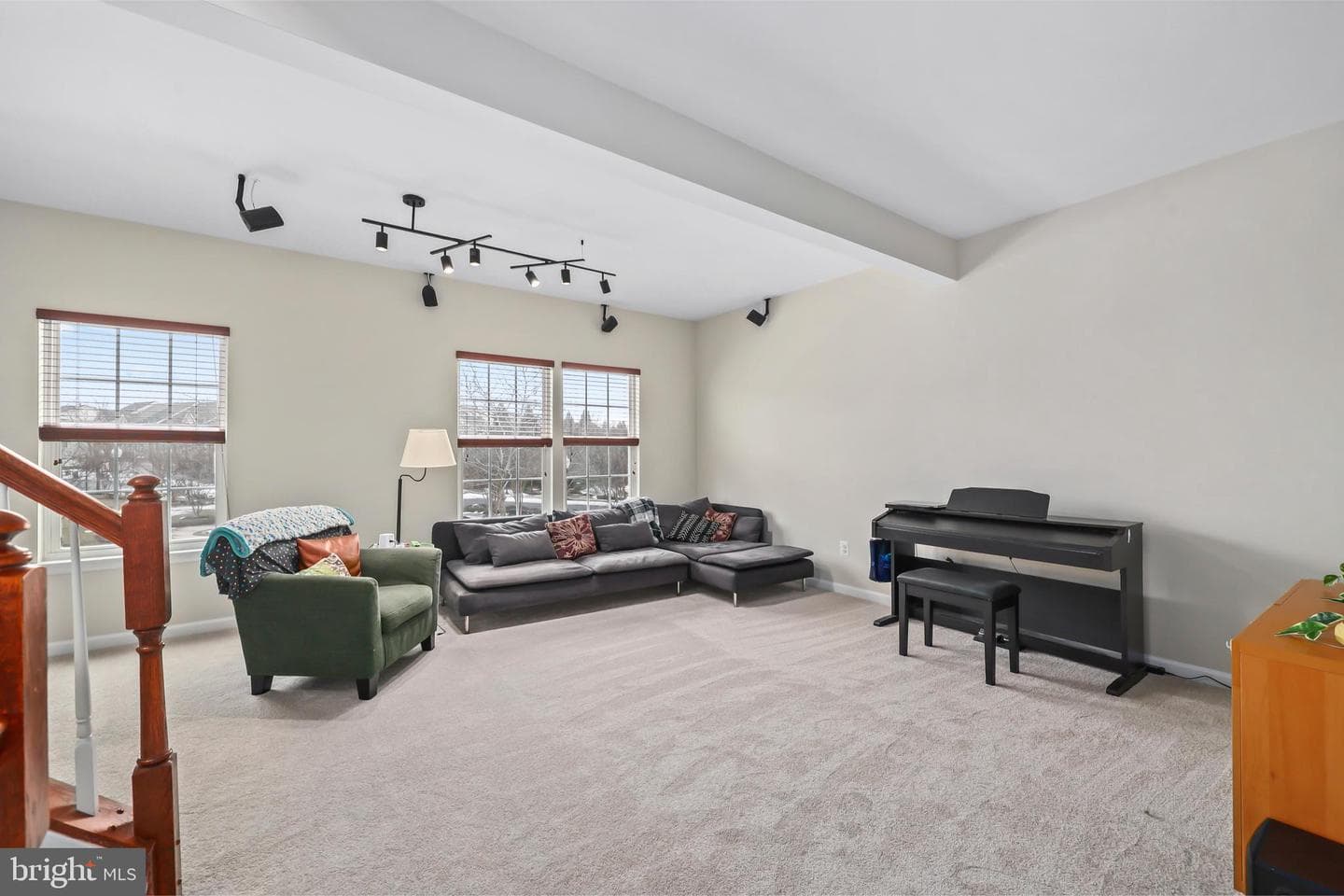 10260 Whitworth Lane photo 9