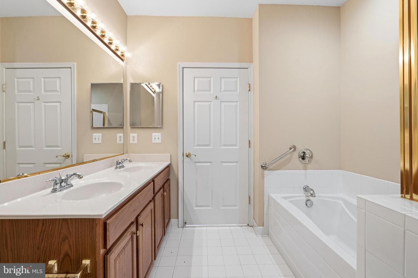 8600 Liberty Trail #102 photo 9