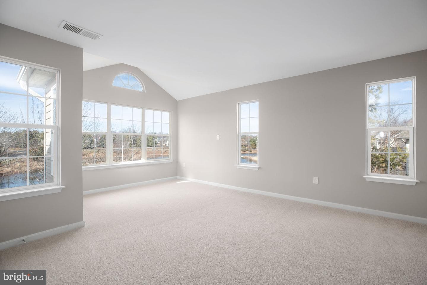10260 Magnolia Grove Drive photo 16