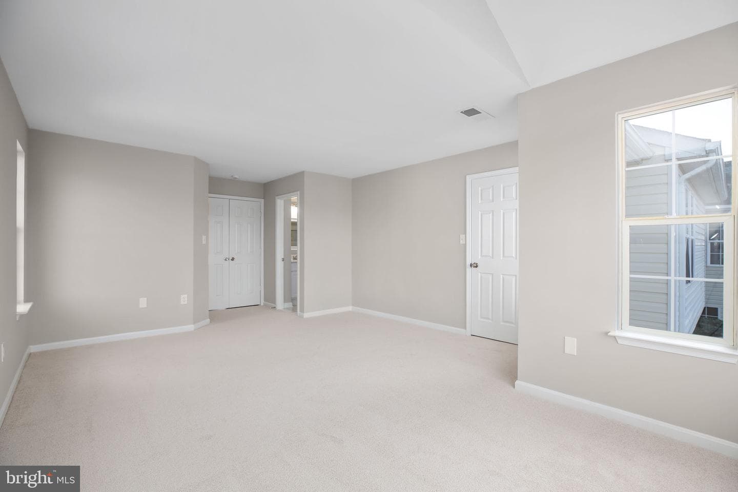 10260 Magnolia Grove Drive photo 17