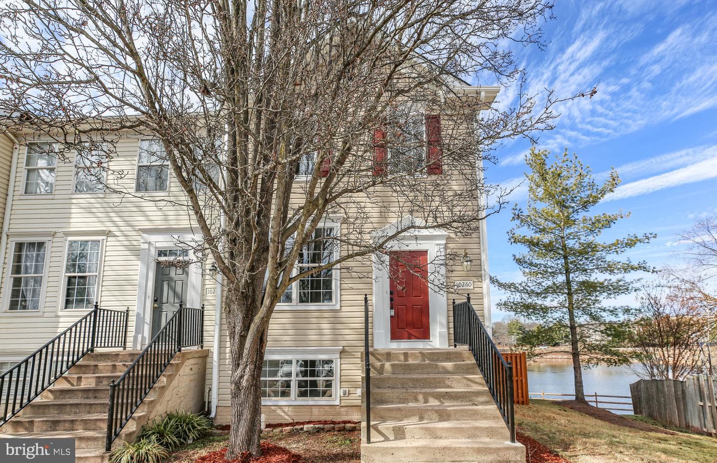 10260 Magnolia Grove Drive photo 2