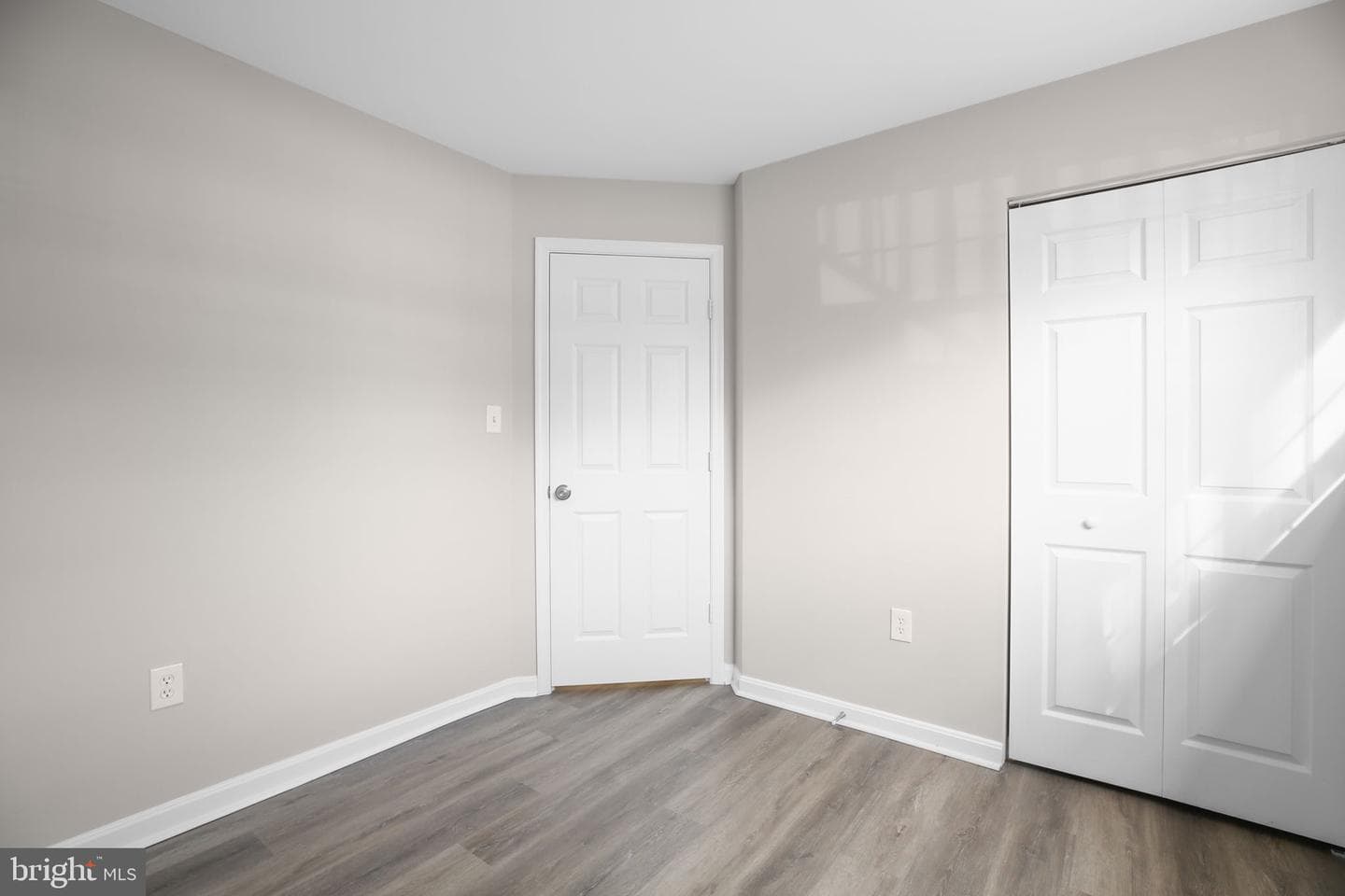 10260 Magnolia Grove Drive photo 34