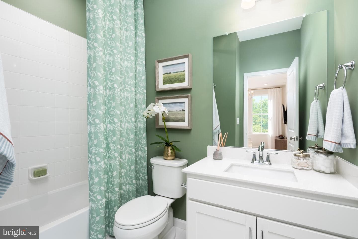 10150 Queens Way photo 49