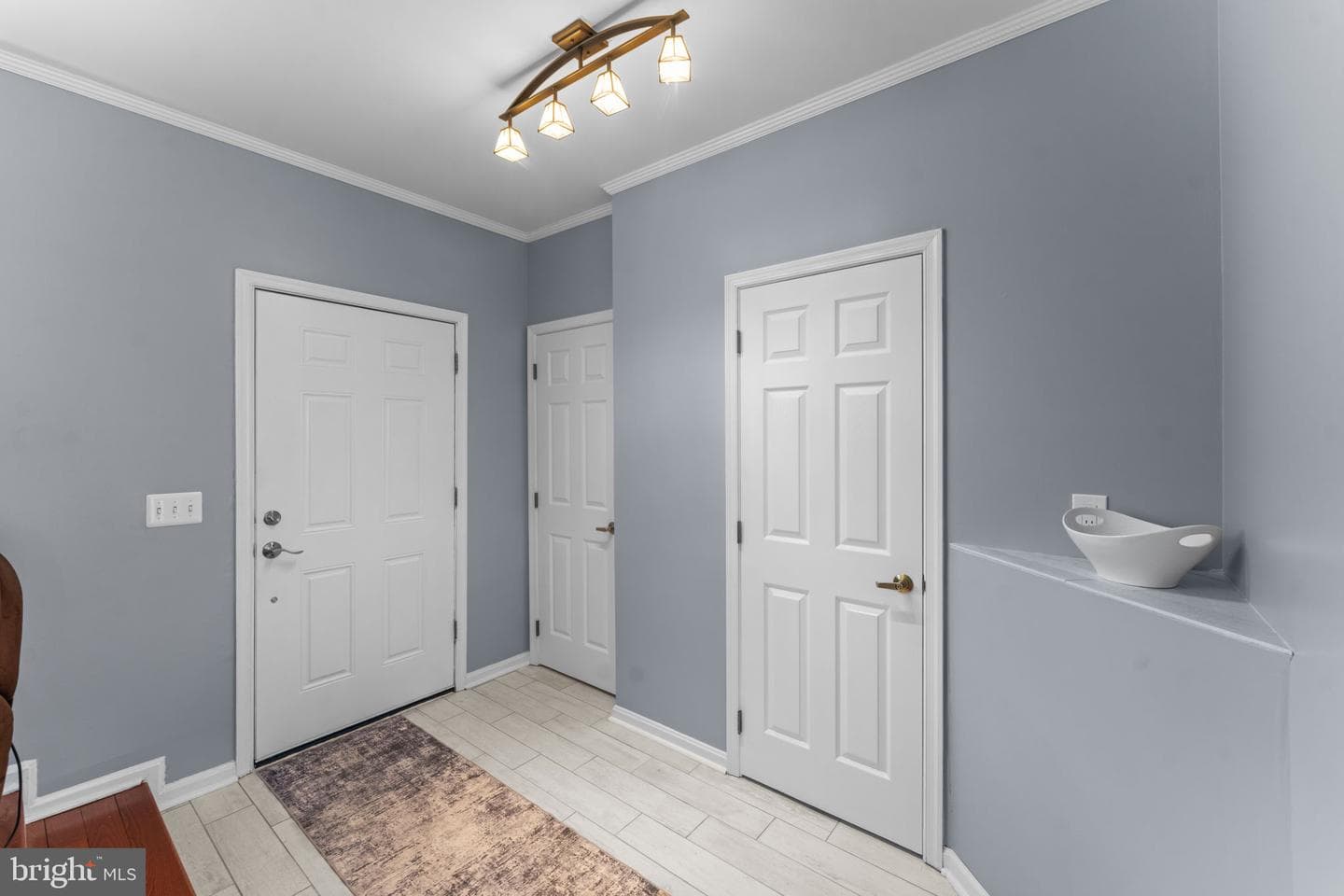 10207 Calypso Drive photo 5