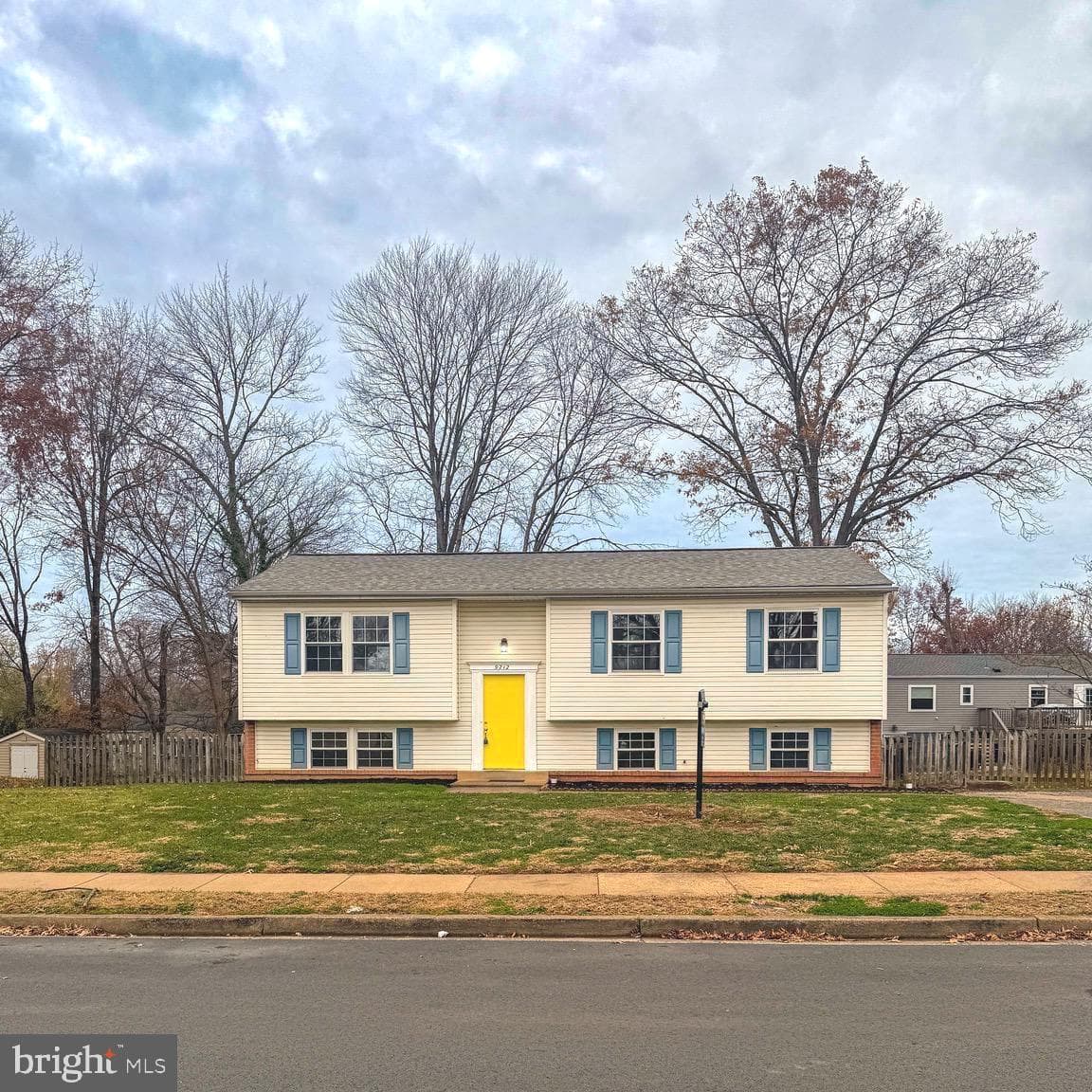 9212 Landgreen Street photo 1
