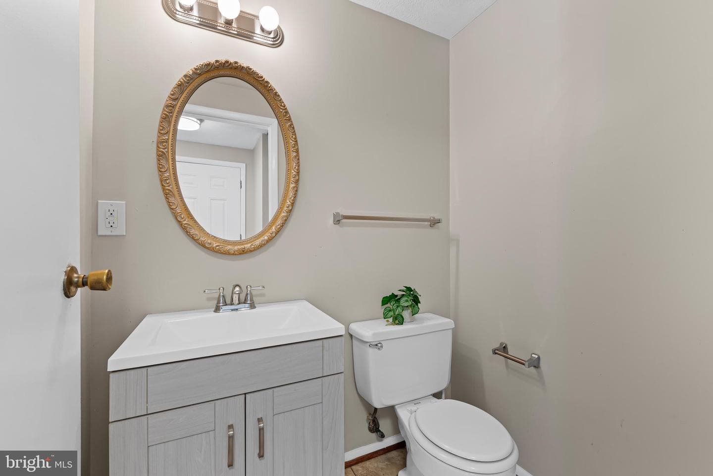 8392 Shady Grove Circle photo 11