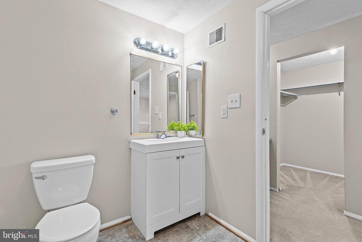 8392 Shady Grove Circle photo 17