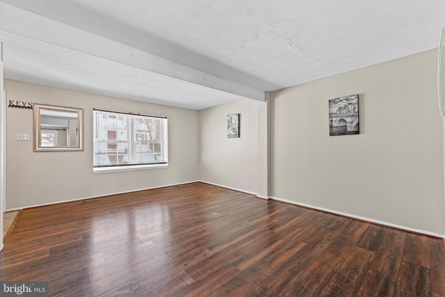 8392 Shady Grove Circle photo 4