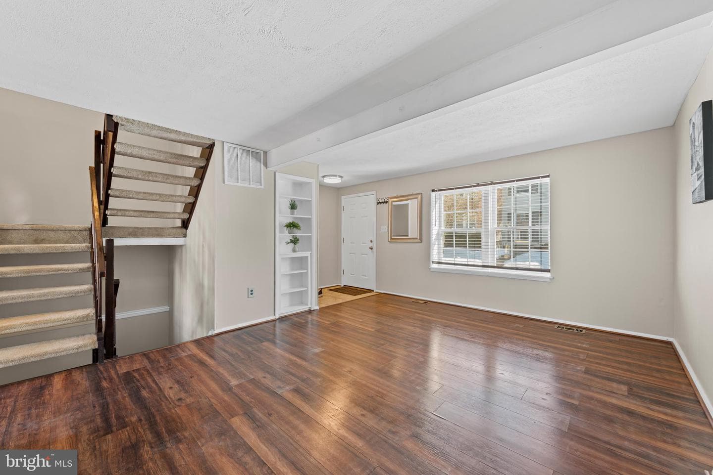 8392 Shady Grove Circle photo 5
