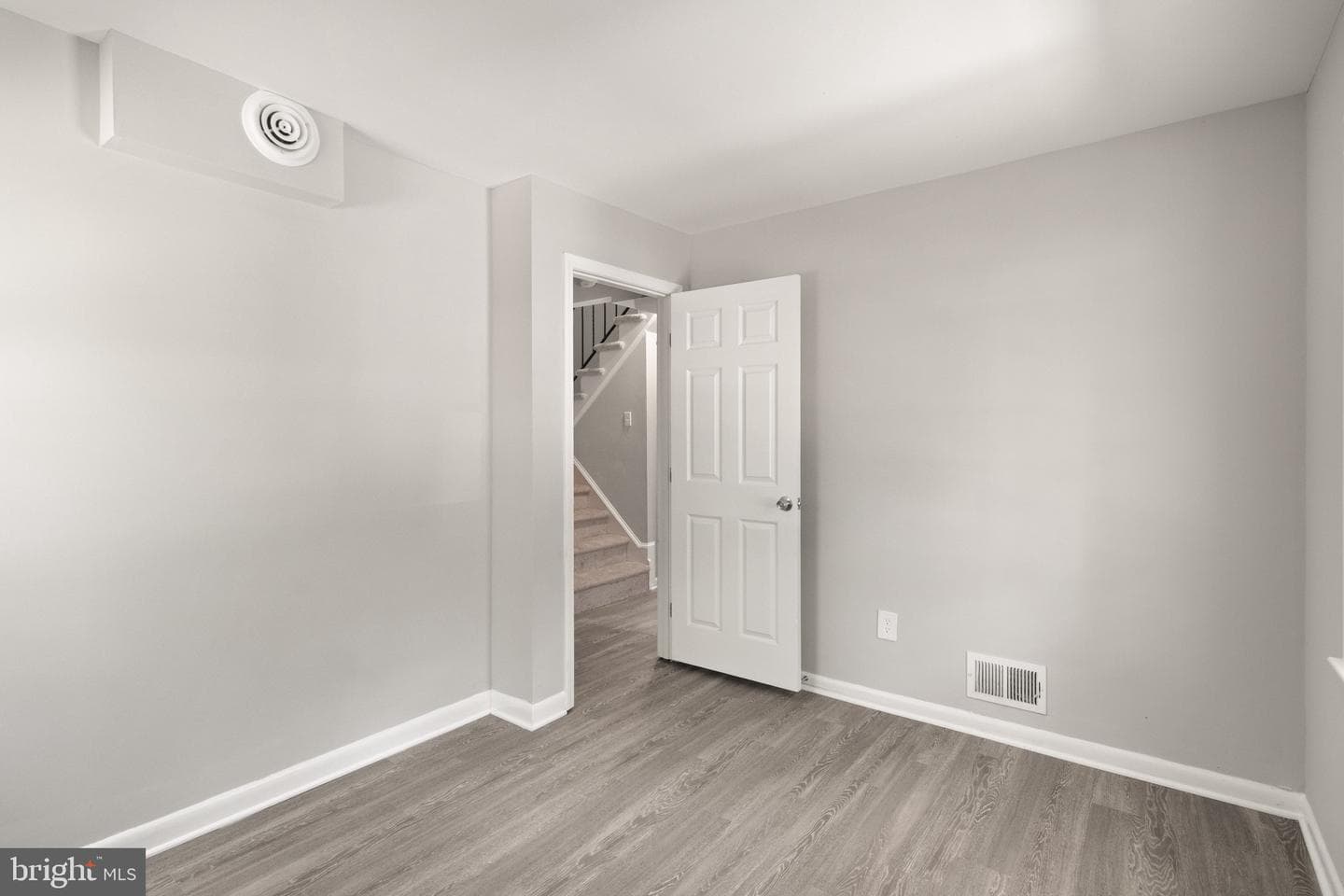 8605 Kirby Street photo 24