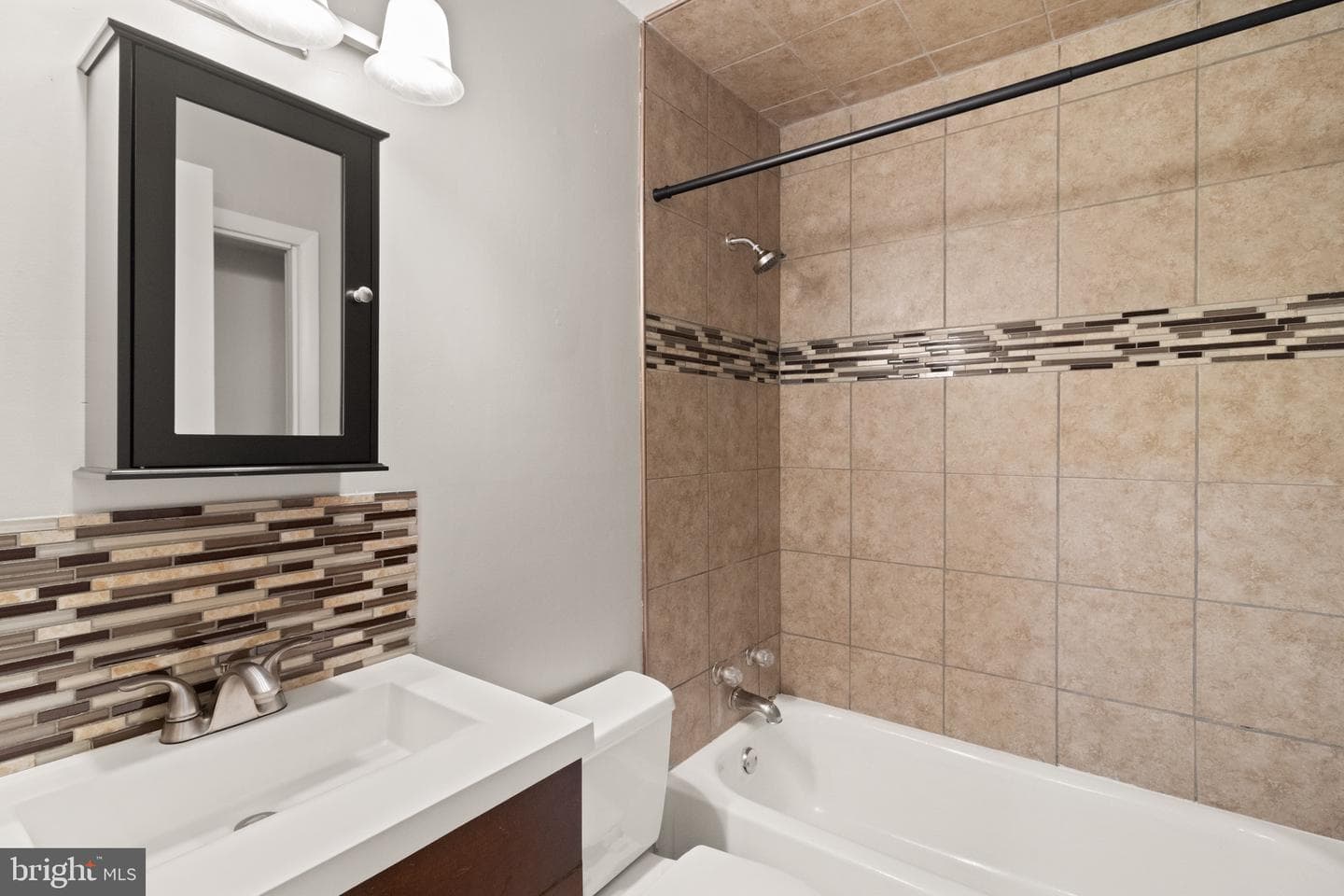 8605 Kirby Street photo 41