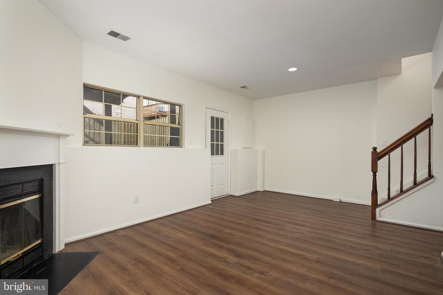8770 Deblanc Place photo 37