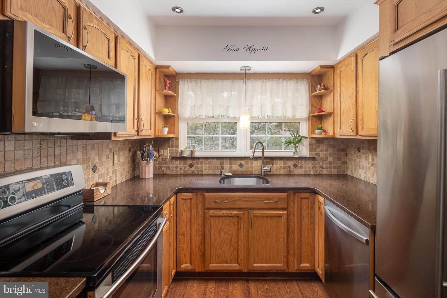 9210 Caspian Way #302 photo 14
