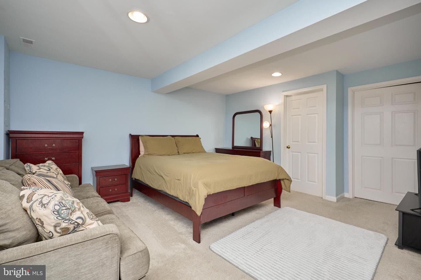 9811 Mock Orange Court photo 23