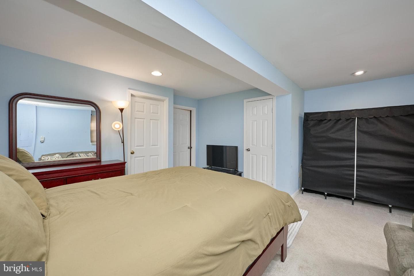 9811 Mock Orange Court photo 24