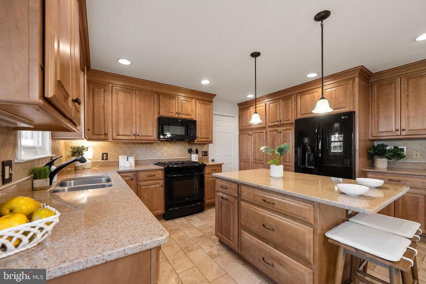 9412 Waterford Drive photo 4