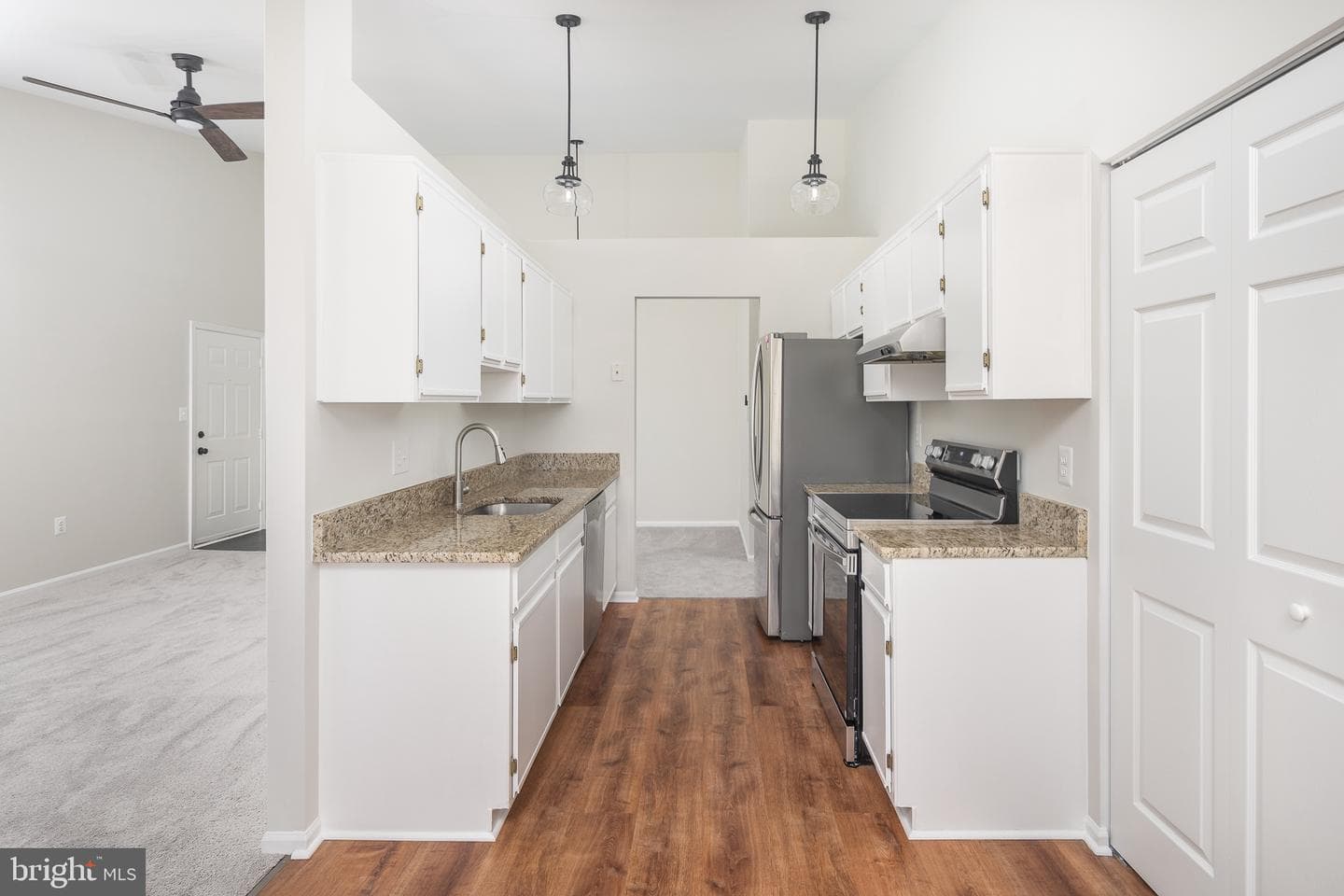 8376 Buttress Lane #302 photo 18