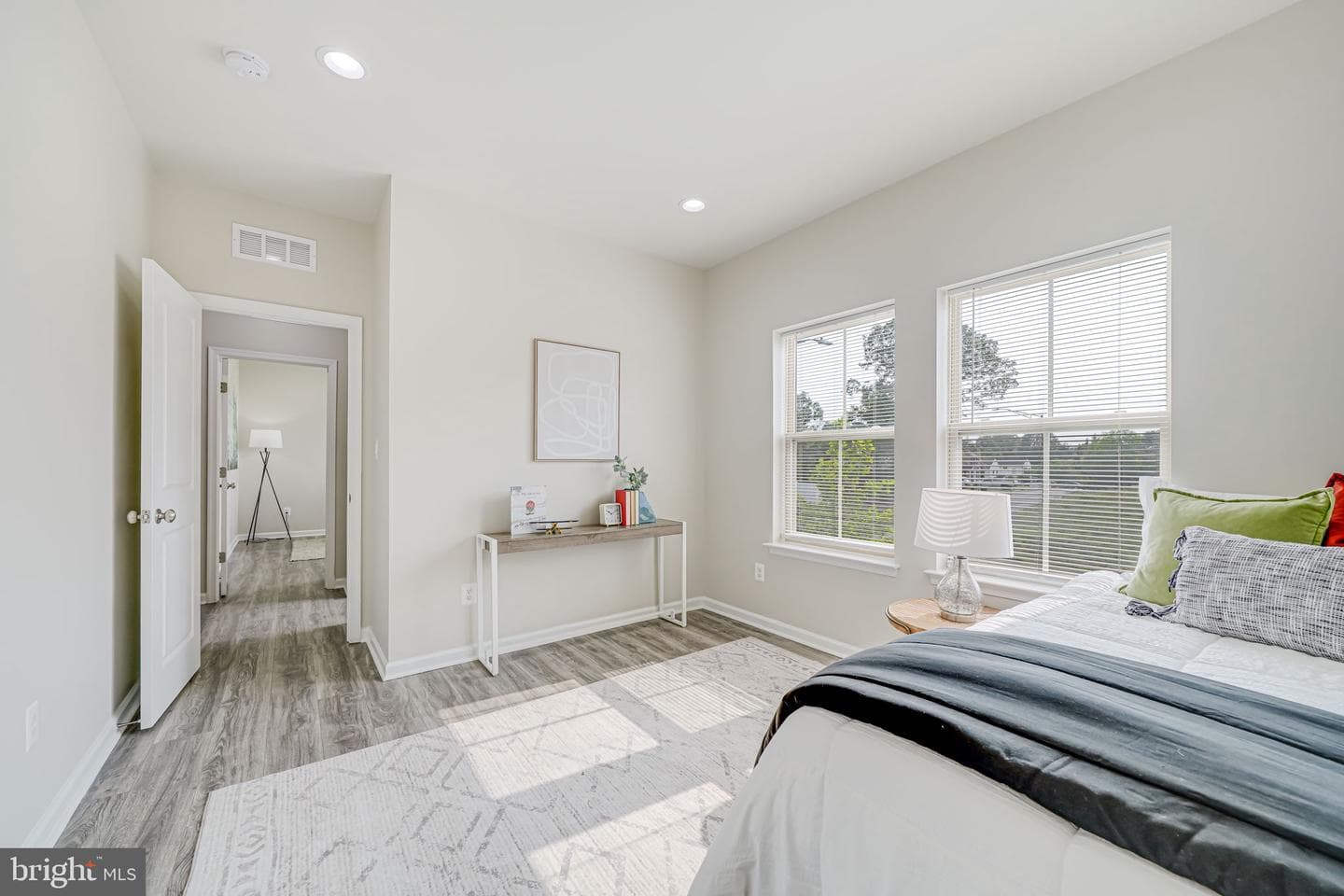9563 Jefferson Street photo 29