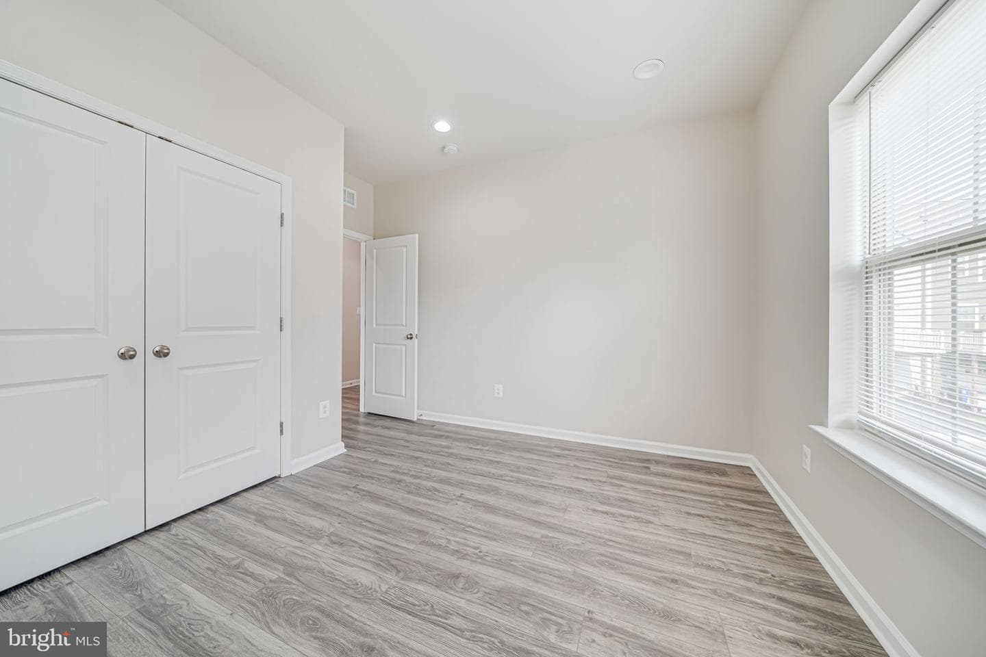 9563 Jefferson Street photo 34