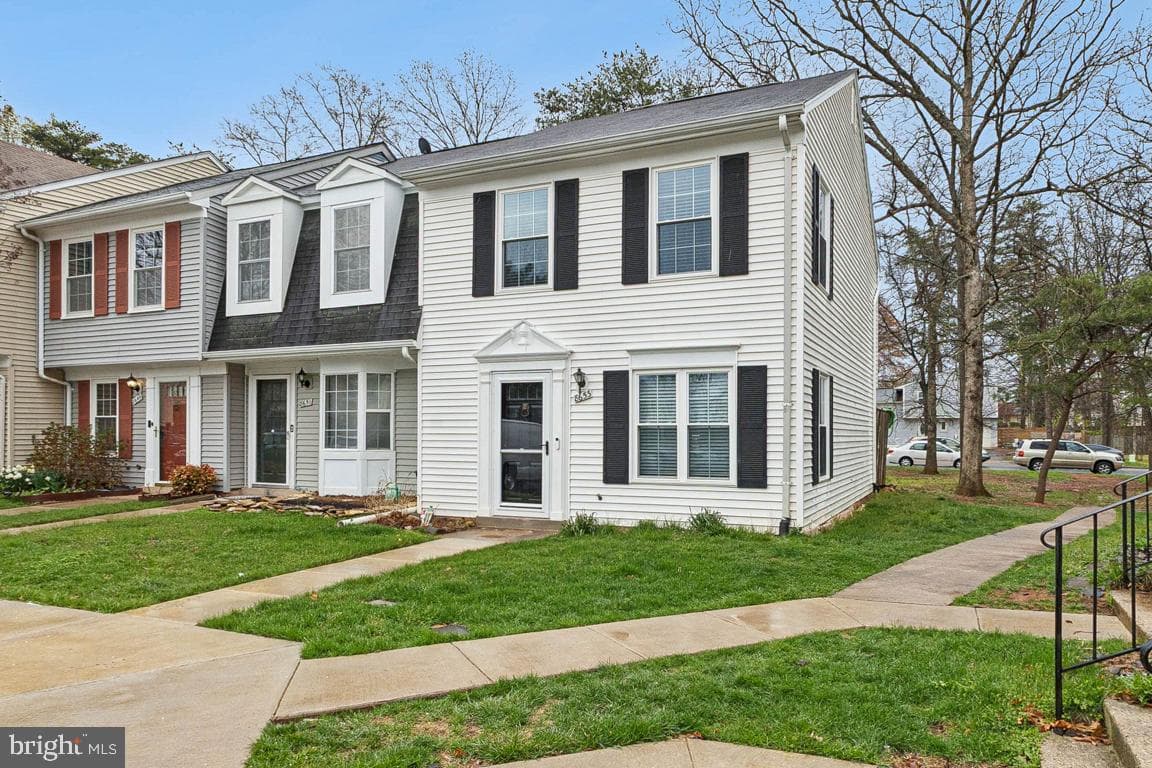 8653 Braxted Lane photo 3