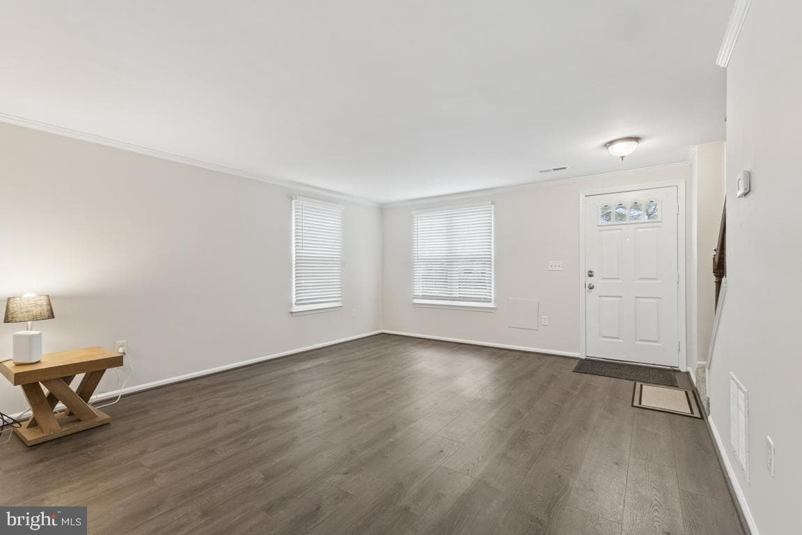 8653 Braxted Lane photo 6