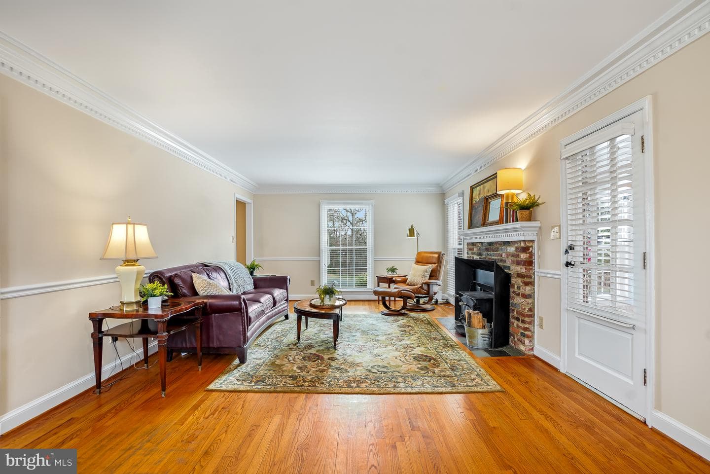 8749 Weir Street photo 20
