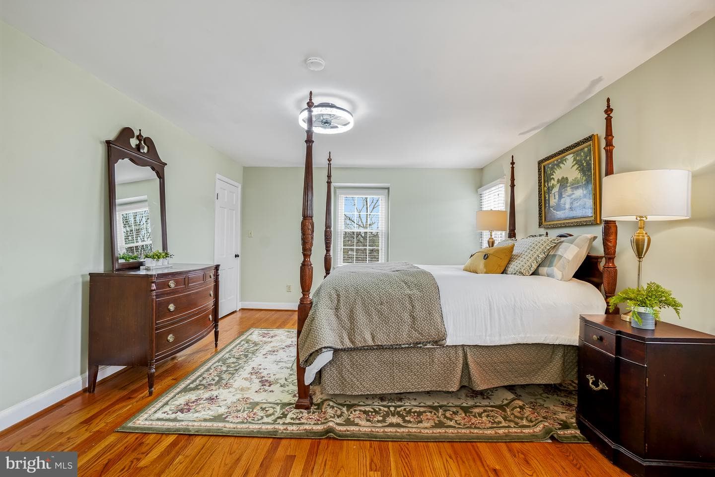 8749 Weir Street photo 27