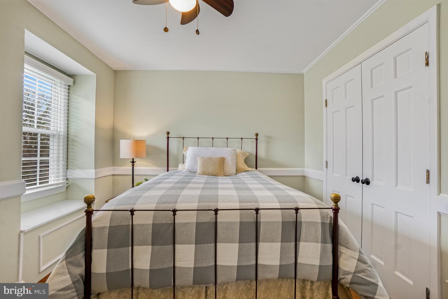 8749 Weir Street photo 34