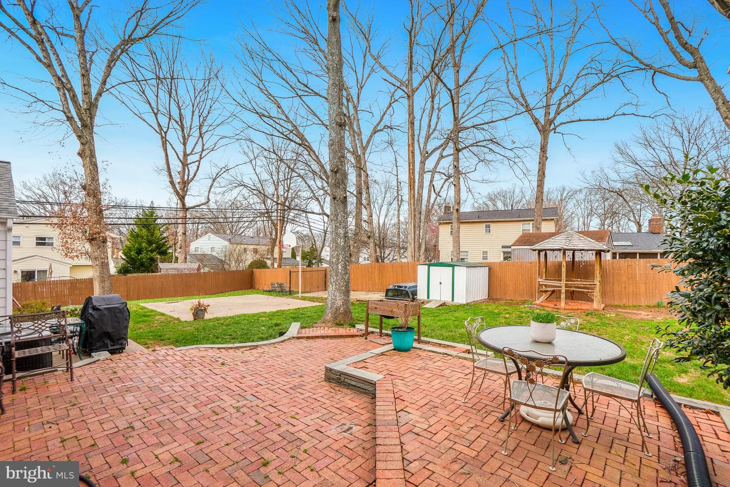 8749 Weir Street photo 55