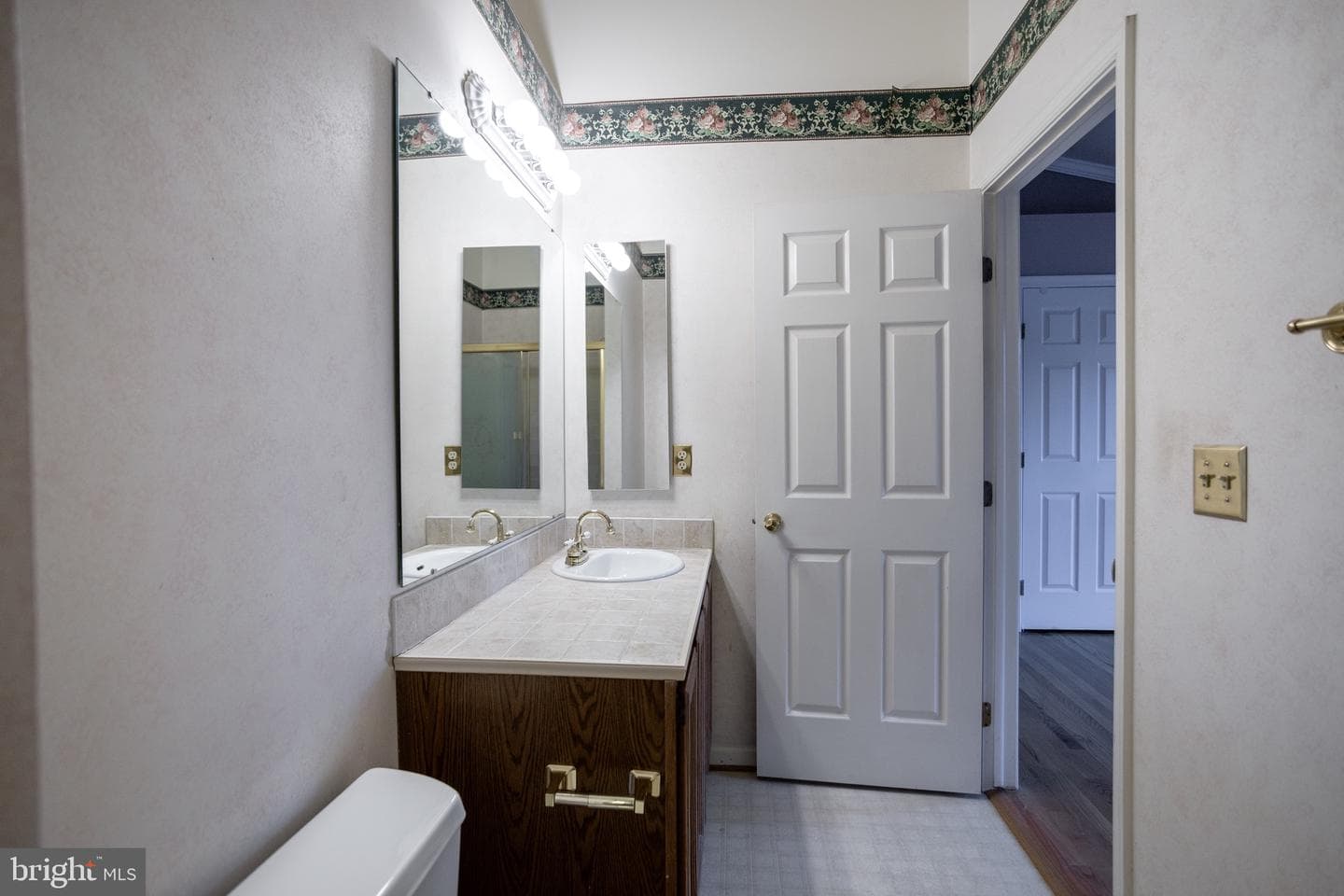 9775 Mock Orange Court photo 27