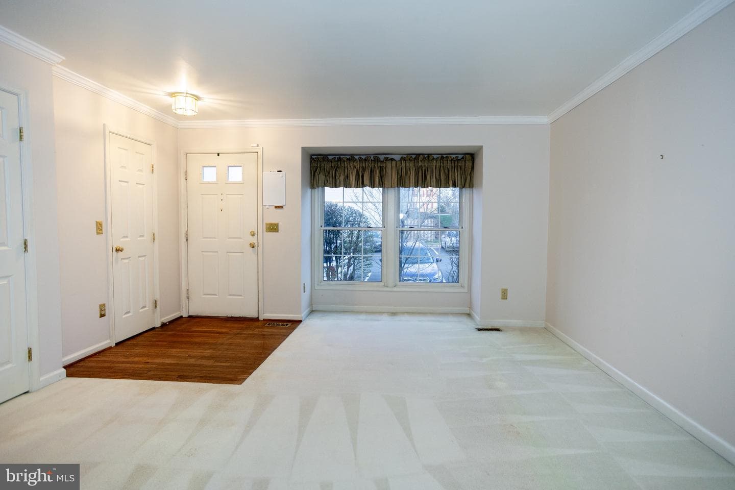 9775 Mock Orange Court photo 7