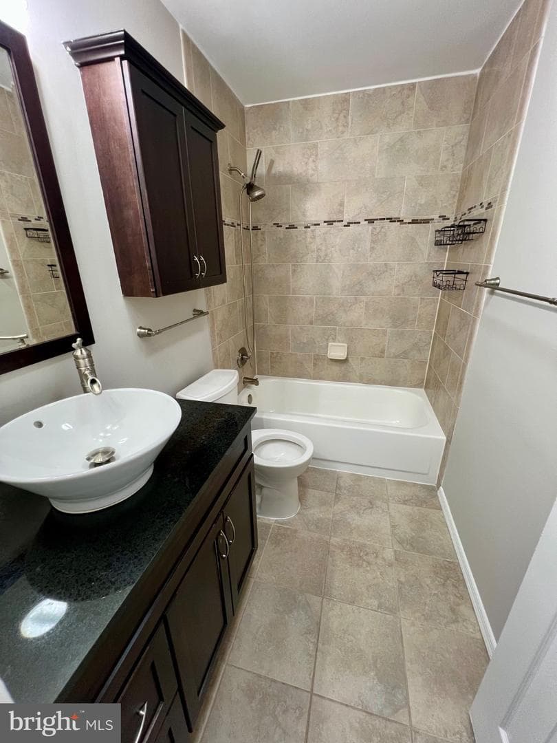 8759 Deblanc Place photo 34