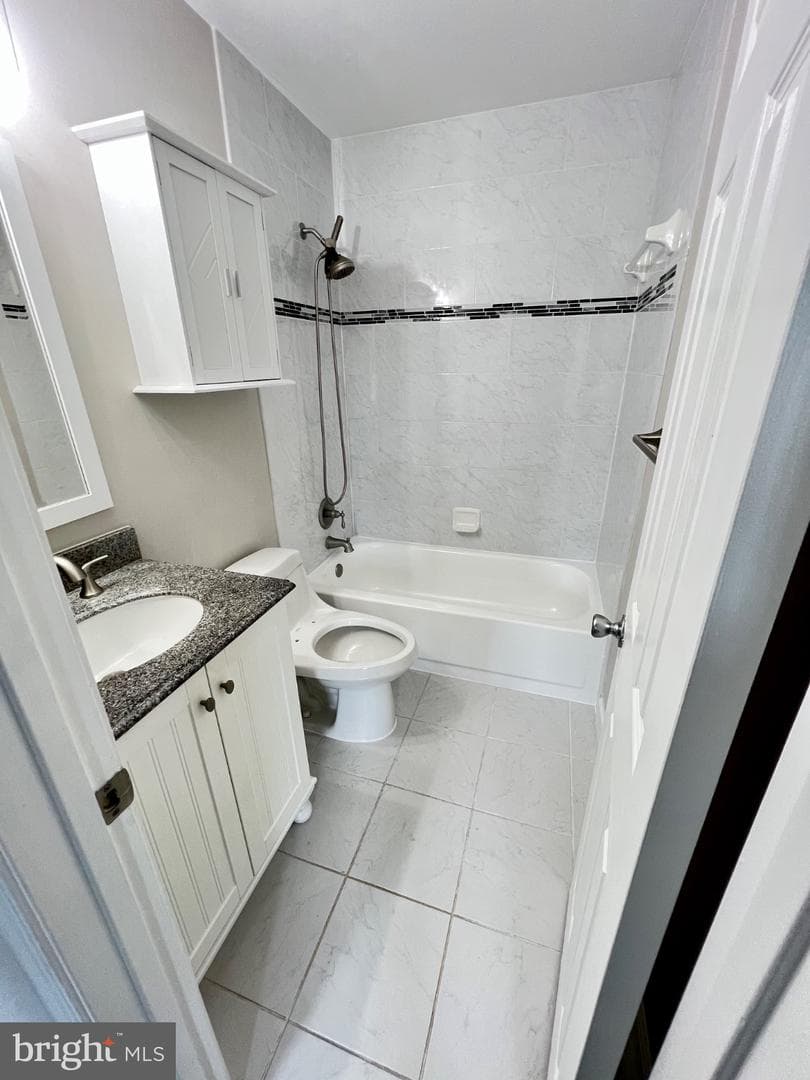 8759 Deblanc Place photo 36