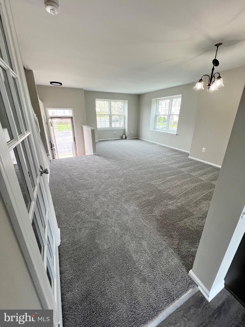 8759 Deblanc Place photo 6