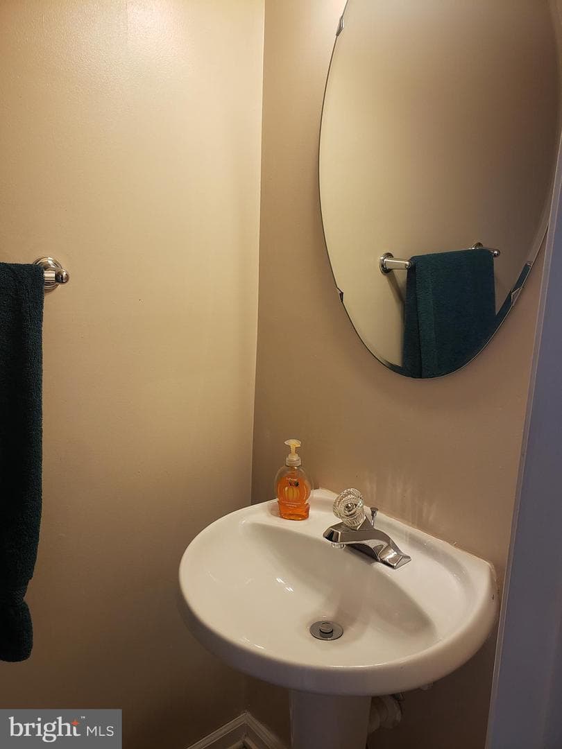 9340 Wax Myrtle Way photo 10