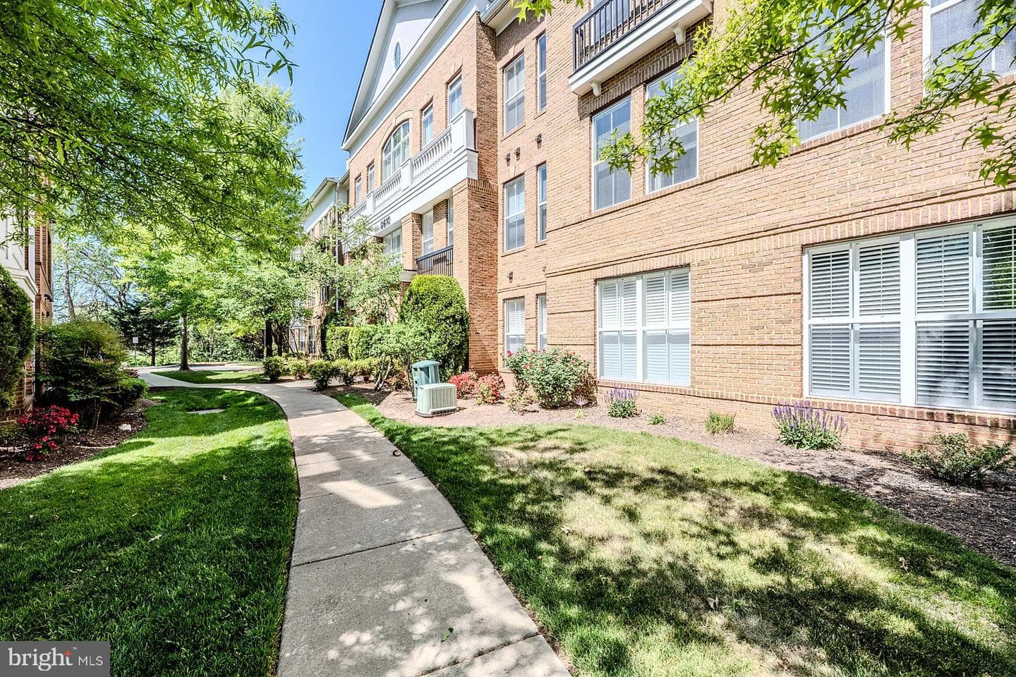 8610 Liberty Trail #305 photo 10