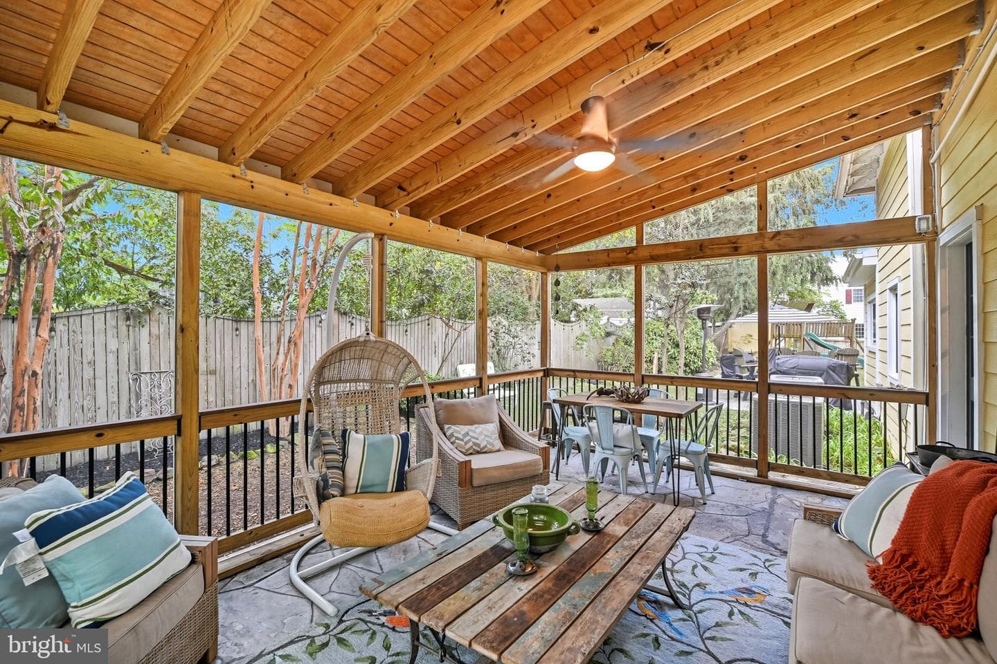 9105 Ewell Street photo 10