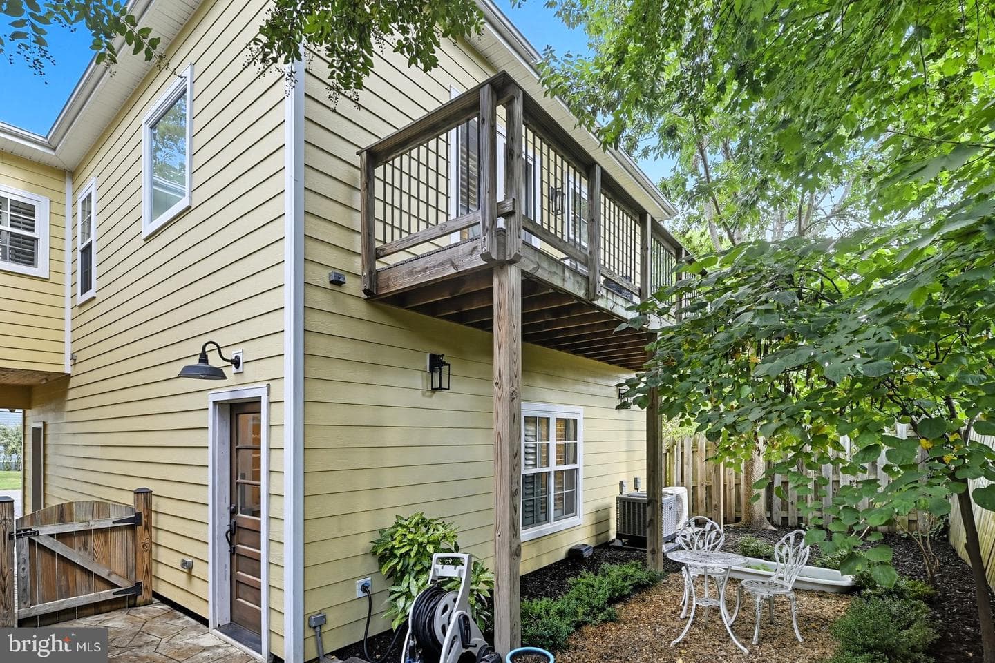 9105 Ewell Street photo 12