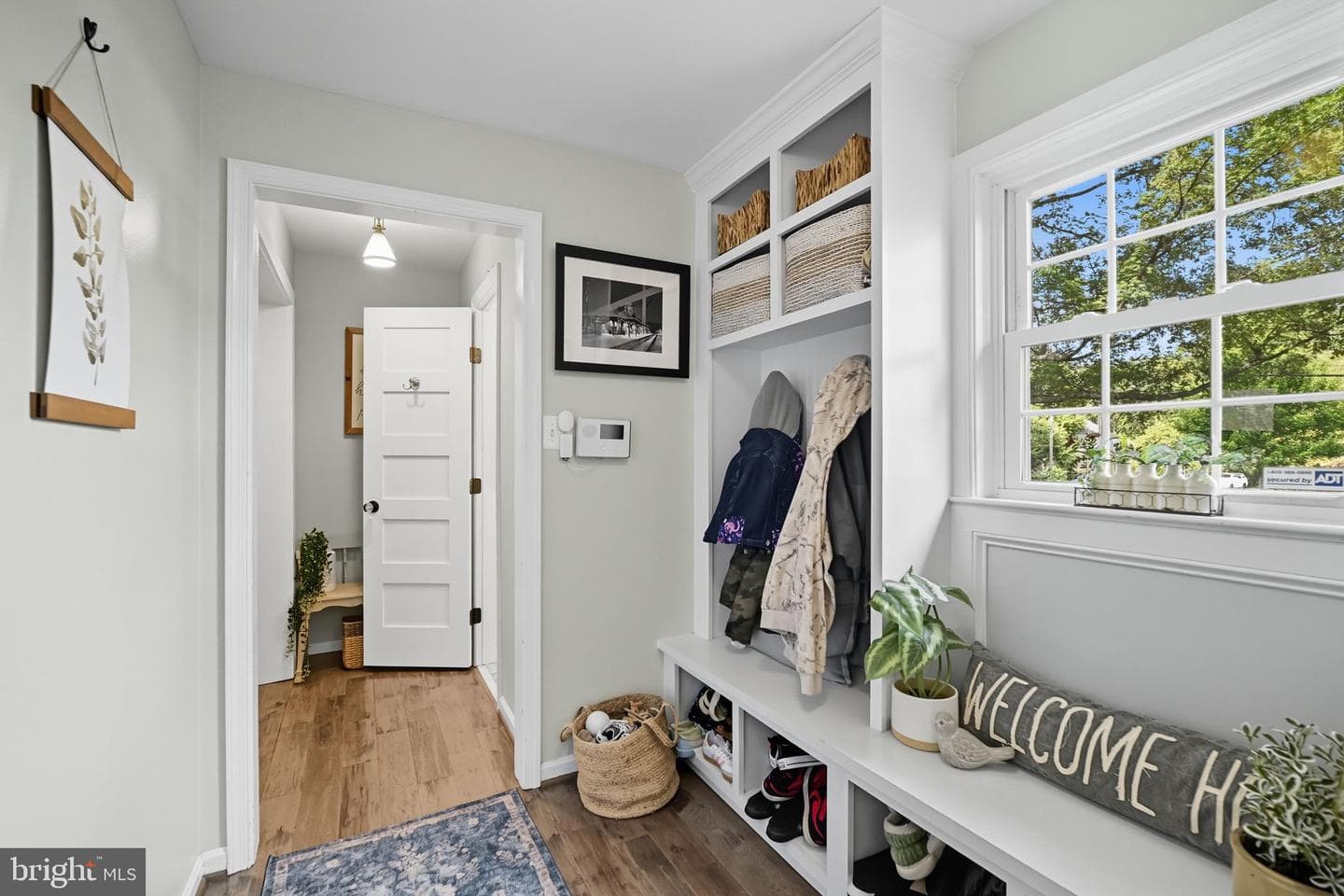 9105 Ewell Street photo 26