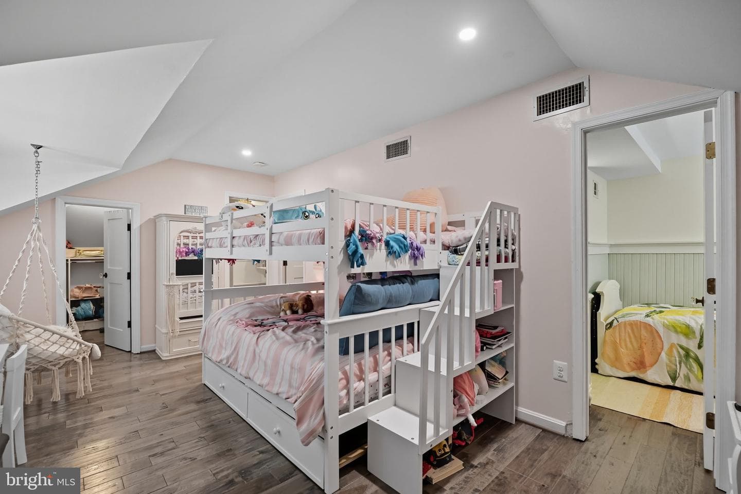 9105 Ewell Street photo 74