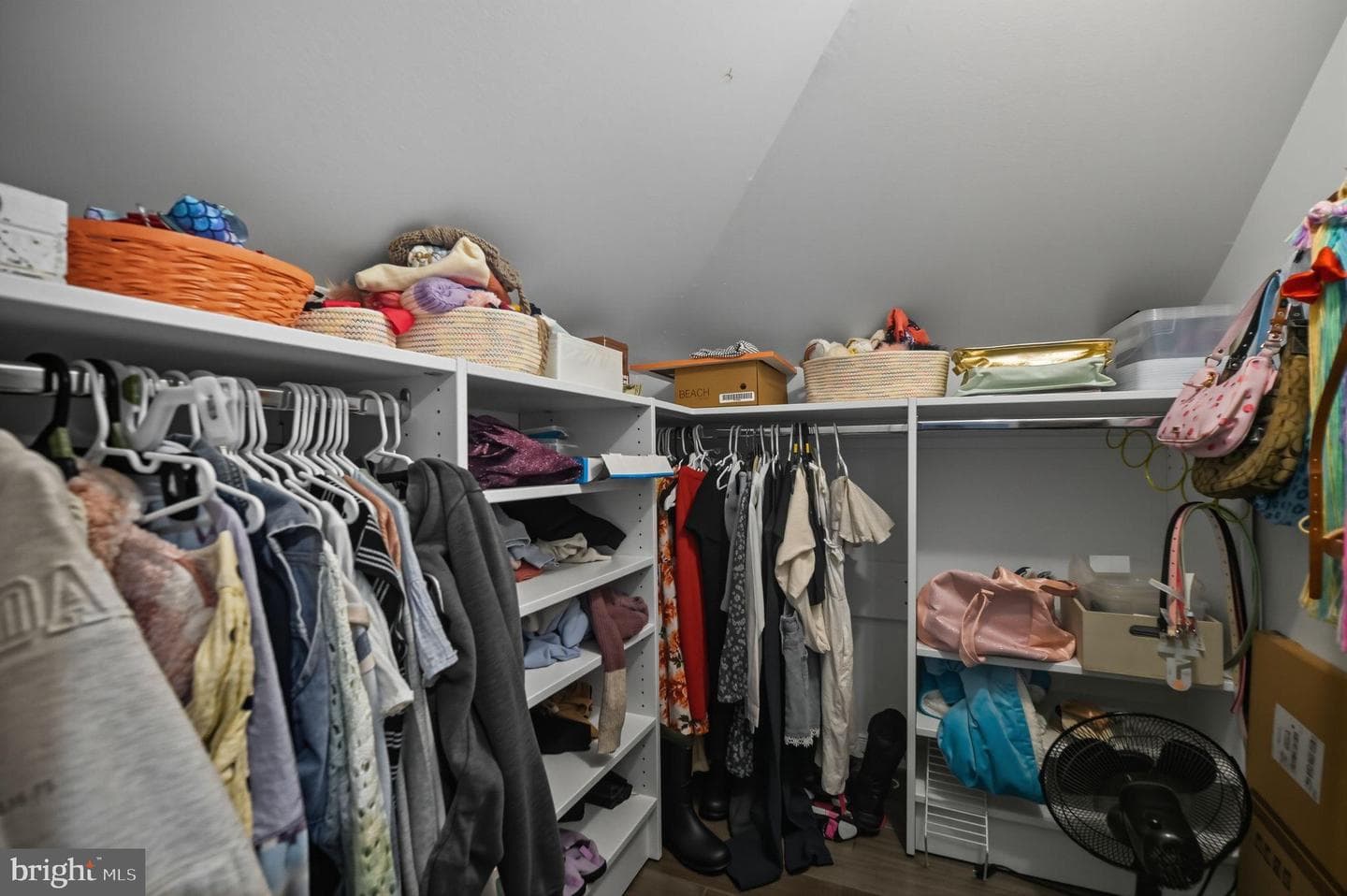 9105 Ewell Street photo 75