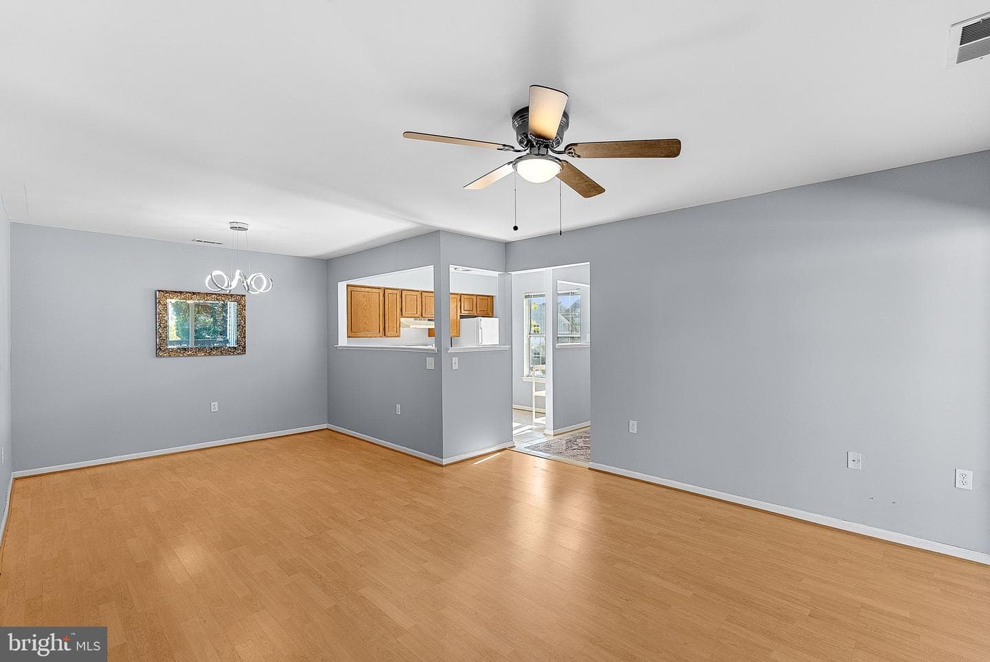 9363 Scarlet Oak Drive photo 4