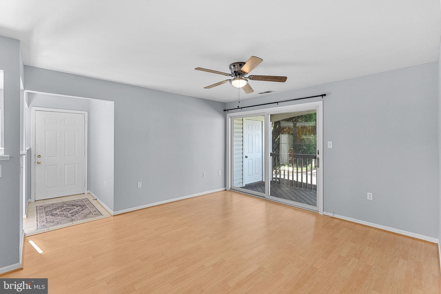 9363 Scarlet Oak Drive photo 5