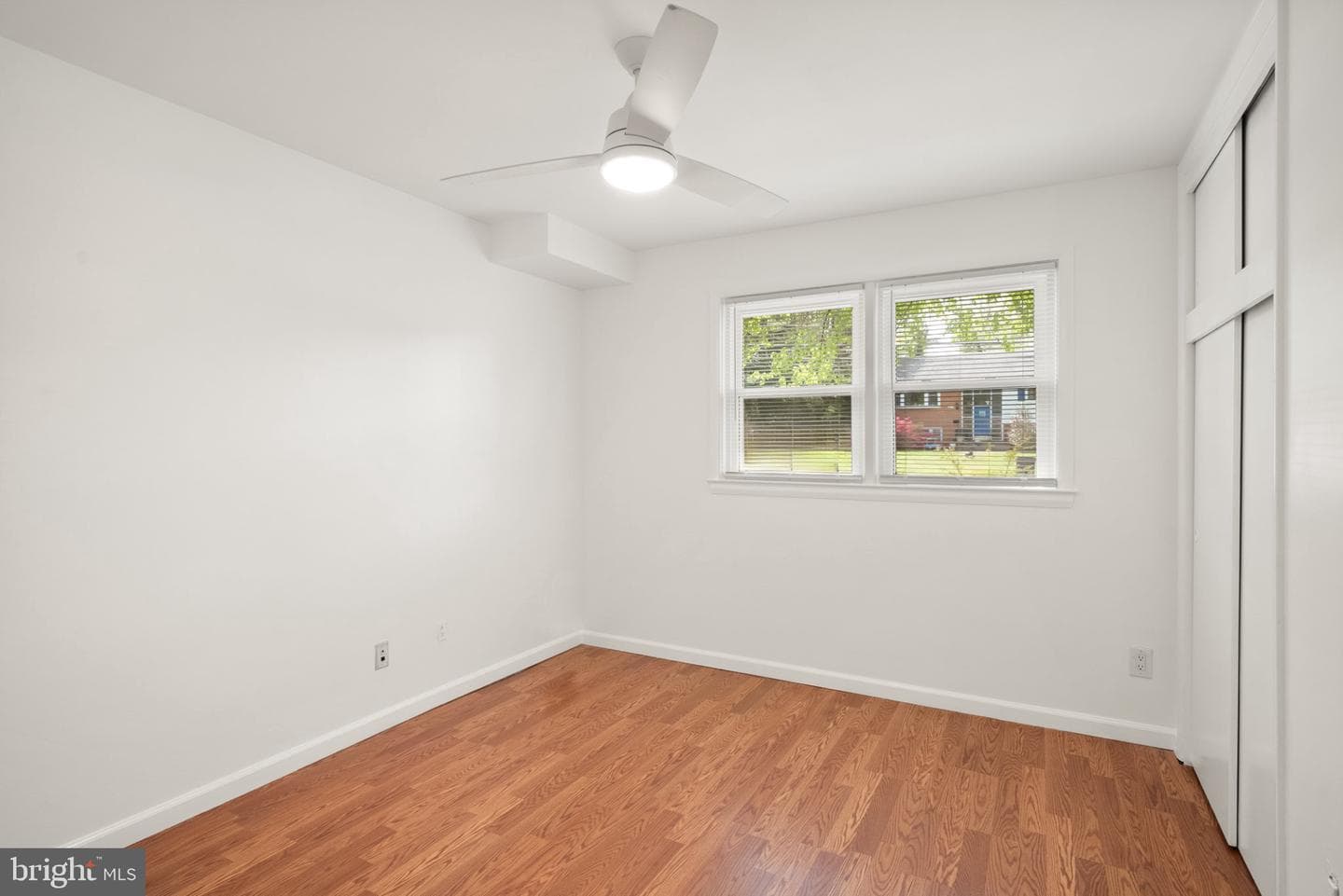 9418 Robnel Avenue photo 21
