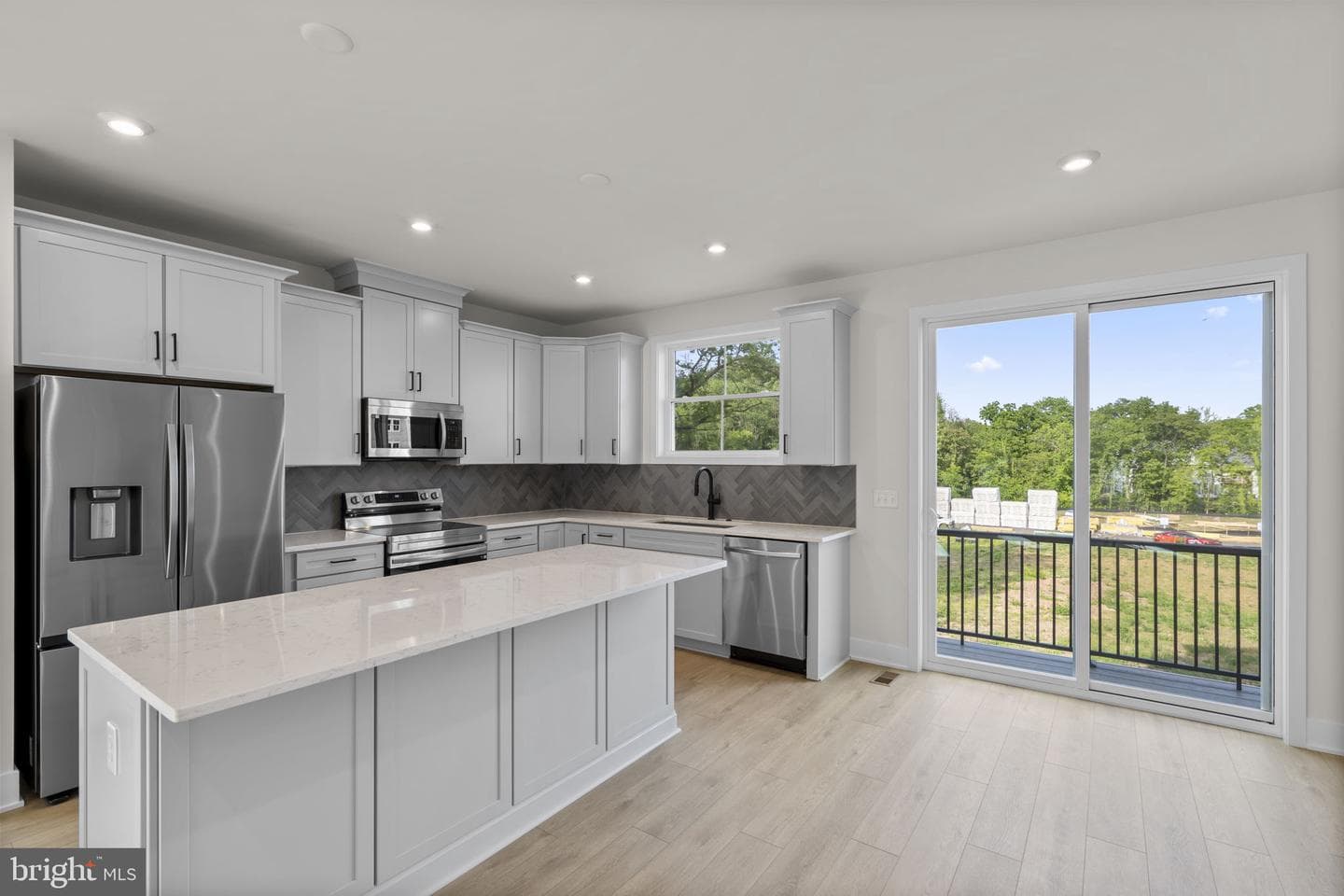 1 Grant Avenue #taylor 28-R2, Manassas